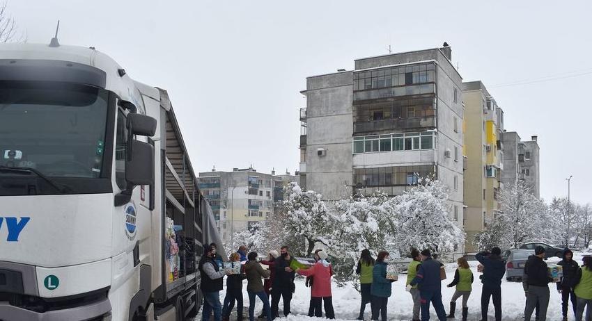 От Германия пристигнаха пет тона подаръци за деца и за възрастни в затруднено положение