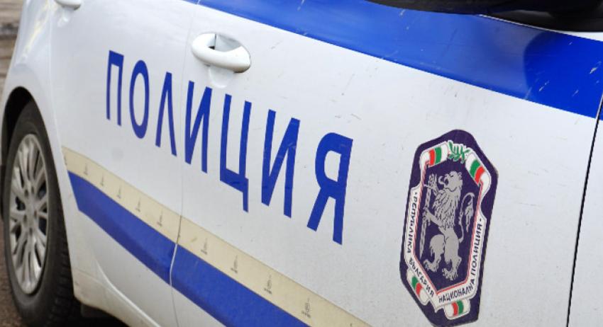 Полицаи заловиха 51-годишен мъж за изнудване 