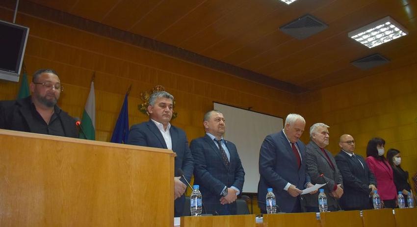 С клетва на нов кмет на населено място започна сесията на Общински съвет-Разград 