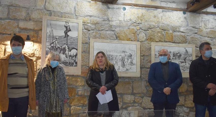 Заместник-кметът Добрин Добрев откри изложба, посветена на Националния празник 