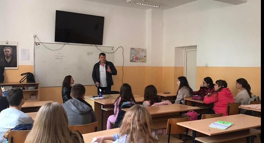 Прокурор и съдия се включиха в занятията на Детското полицейско управление в Разград