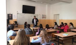 Прокурор и съдия се включиха в занятията на Детското полицейско управление в Разград