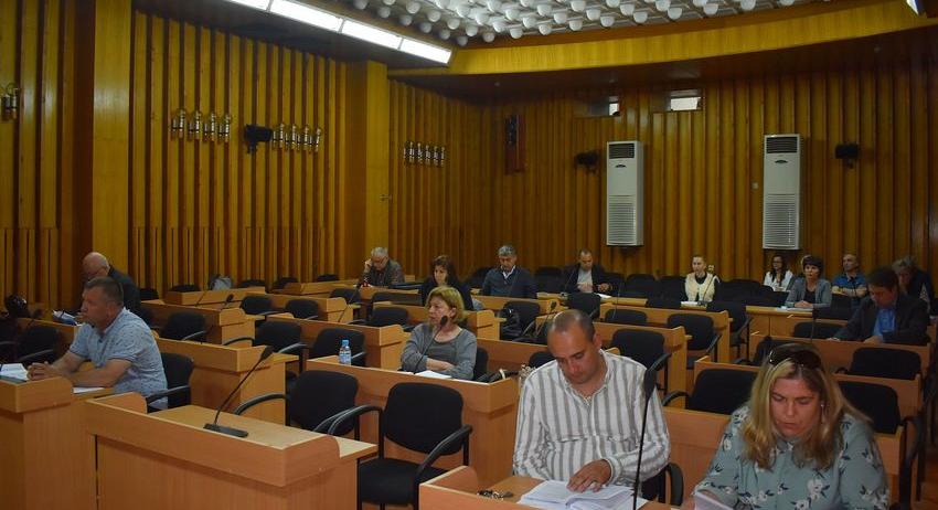 Писател и пианист – номинирани за общинските награди „Златен Пегас“ и „Никола Икономов“