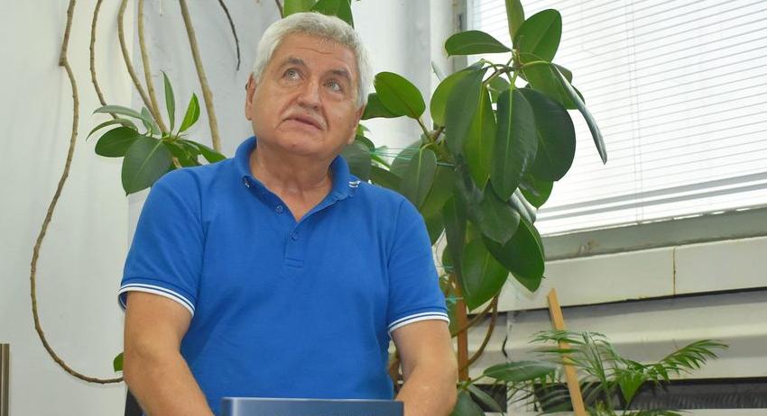 Писателят Христо Славов представи книгата си „Преди сътворението” в Разград
