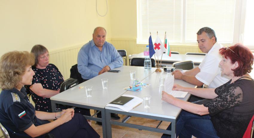 Подпомогнаха две пострадали деца със средства от Дарителския фонд на БЧК