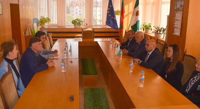 Ръководството на Община Разград се срещна с посланика на Аржентина Н.Пр. Алфредо Нестор Атанасоф 