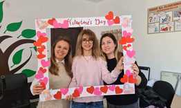 Ученици от три гимназии участваха в превантивна кампания в Деня на влюбените 14 февруари