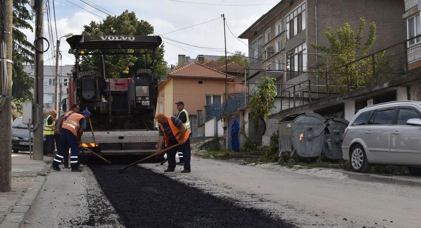Започна подготовката за извършване на ремонт на ул. „Ивайло“