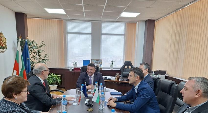 Областният управител се срещна днес с политически съветник в Посолството на Франция