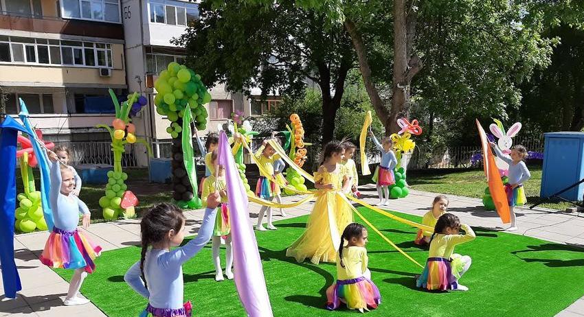 Детска градина „Славейче“ отбеляза тържествено своята 40-годишнина