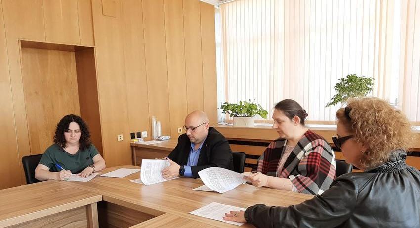 Община Разград подписа КТД с две синдикални организации в здравеопазването