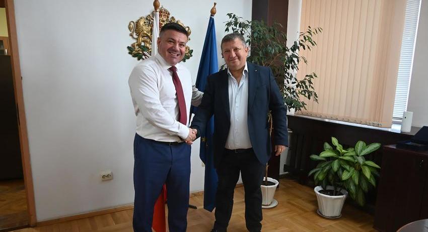 Новият областен управител на Разград Севджан Съдкъев встъпи в длъжност