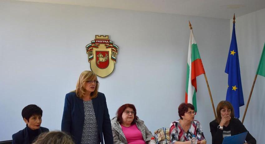 Регионална среща за значението и ползата от ваксините организираха РЗИ и Община Разград