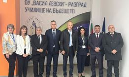 Министърът на образованието и науката Красимир Вълчев е на работно посещение в Разград