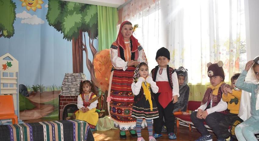 Детска градина „Дора Габе“ в с. Ясеновец стартира проект „Приказна пътечка“