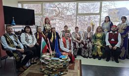 Читалищни самодейци пресъздадоха обичая „Искане на  булка”