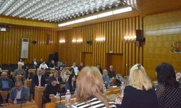 15 докладни записки приеха на февруарската си сесия общинските съветници