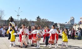 Малки и големи празнуваха Цветница