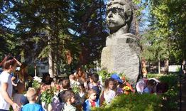 Пред паметника на Васил Левски ще бъдат отбелязани 189 години от рождението на Апостола на Свободата