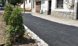 Приключва работата по тротоарите на ул. „Добровска“
